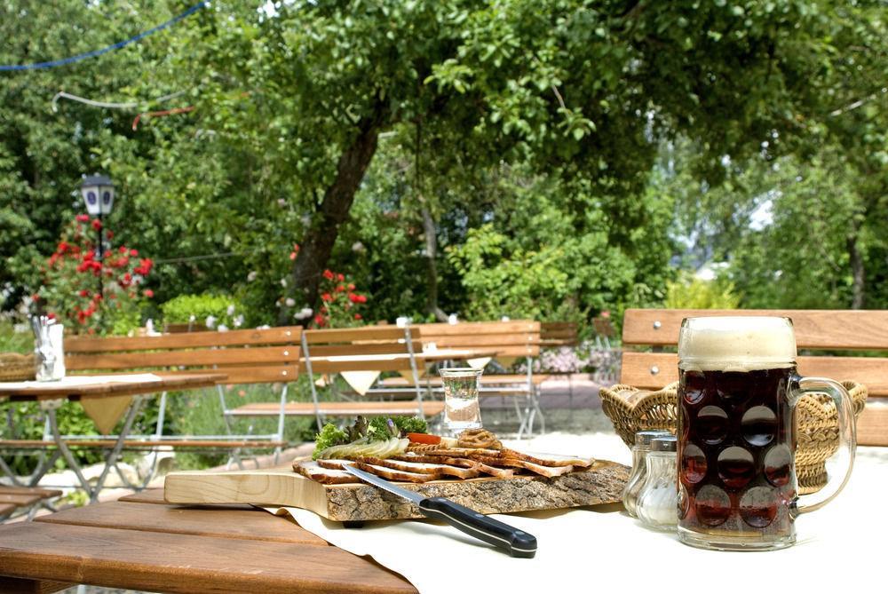 Baindlkirch Hotel Zum Fischerwirt מראה חיצוני תמונה
